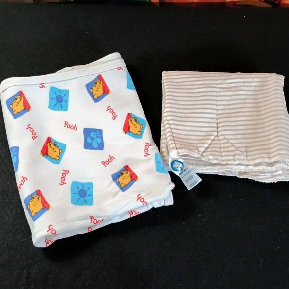 VGUC: Bundle Winnie the Pooh Vintage & Gerber Baby Receiving Blankets - Picture 1 of 6